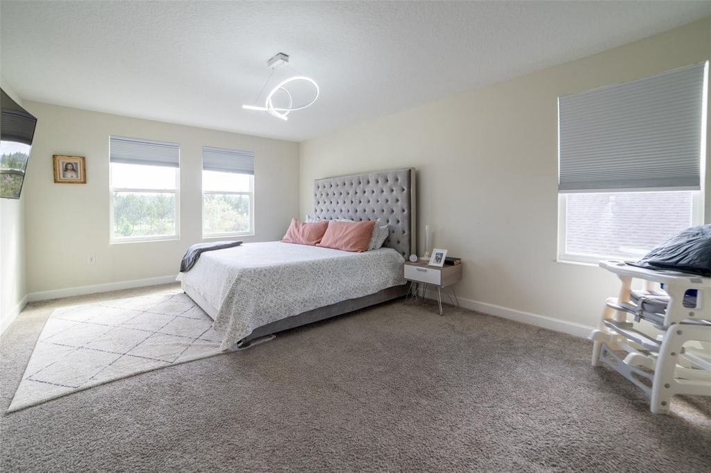 Image 35 of property listing at 11109 SWEETGUM WOODS DRIVE, Orlando, FL 32832