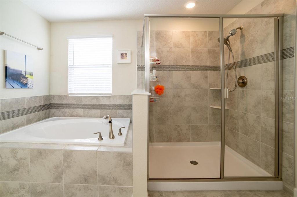 Image 38 of property listing at 11109 SWEETGUM WOODS DRIVE, Orlando, FL 32832