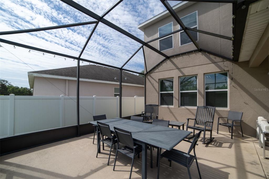 Image 44 of property listing at 11109 SWEETGUM WOODS DRIVE, Orlando, FL 32832