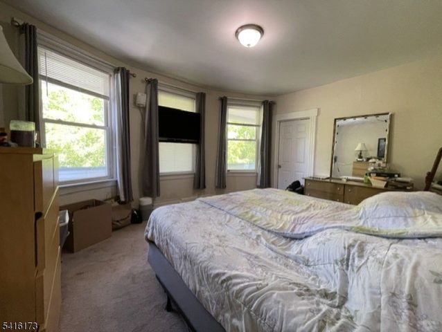 15 Caroline Ave, Clifton City, NJ 07011