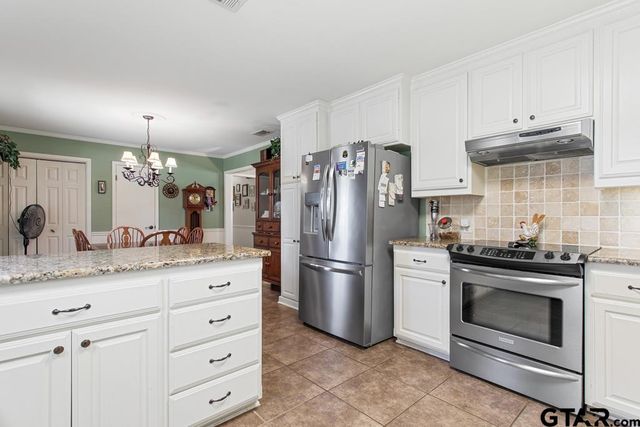 22536 Cherokee Dr., Bullard, TX 75757