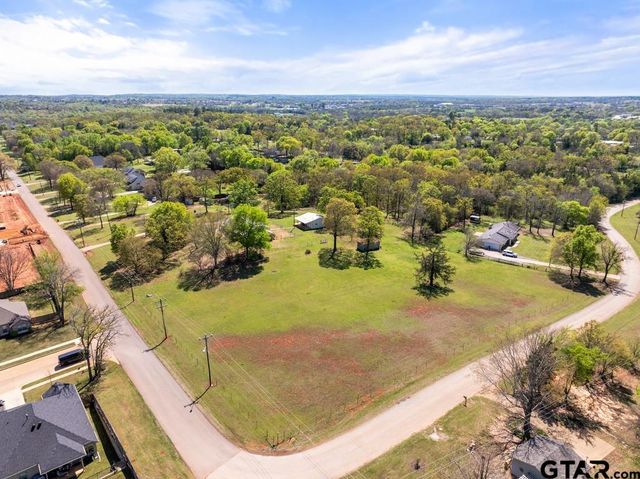 22536 Cherokee Dr., Bullard, TX 75757