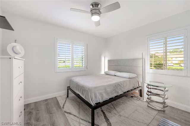 7848 Emerald CIR J101, Naples, FL 34109