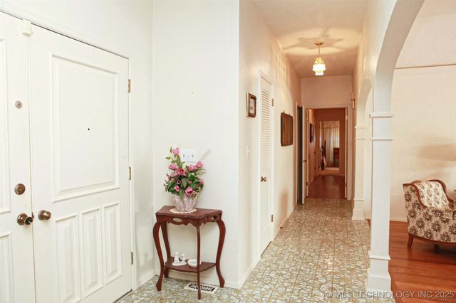 3106 S Delaware Place, Tulsa, OK 74105