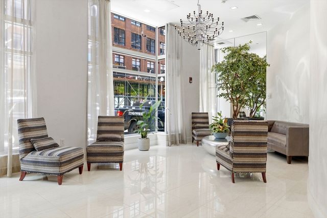 80 Broad St 1009, Boston, MA 02110