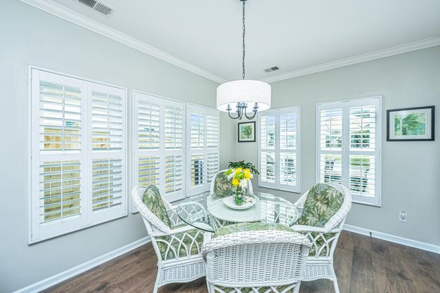 1548 Oldenburg Drive, Mount Pleasant, SC 29429