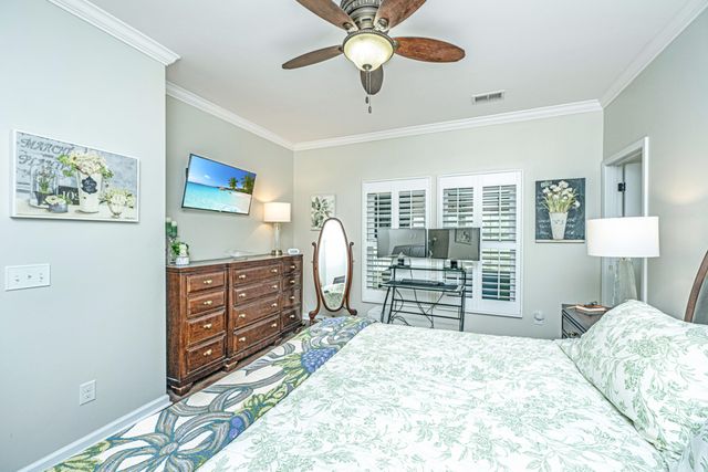 1548 Oldenburg Drive, Mount Pleasant, SC 29429