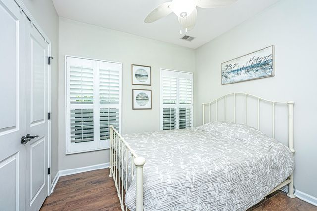 1548 Oldenburg Drive, Mount Pleasant, SC 29429