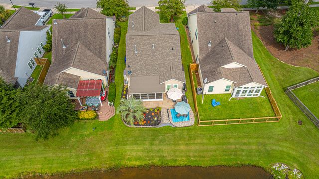 1548 Oldenburg Drive, Mount Pleasant, SC 29429