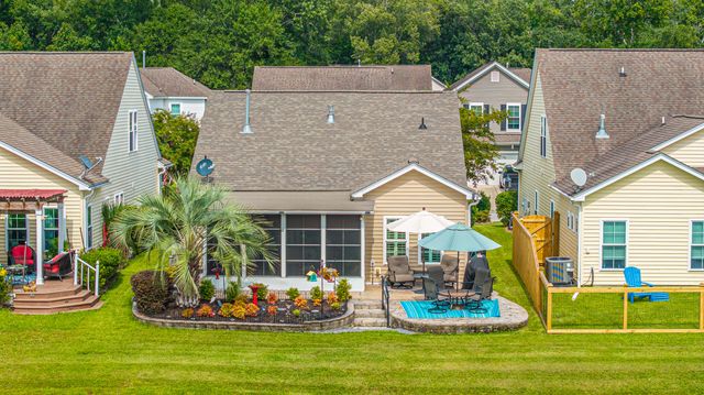 1548 Oldenburg Drive, Mount Pleasant, SC 29429