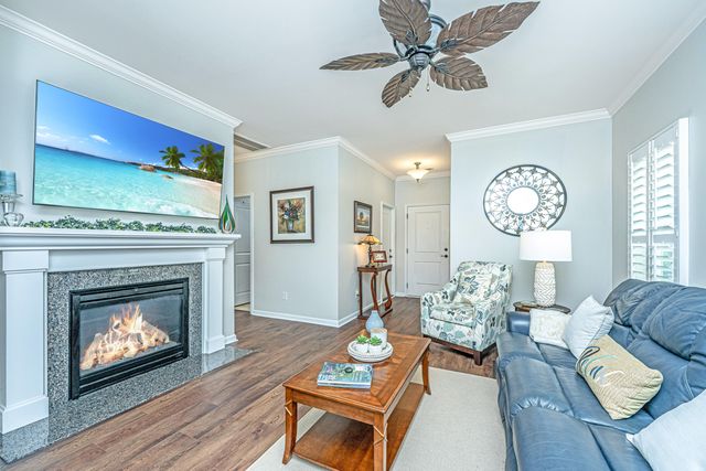 1548 Oldenburg Drive, Mount Pleasant, SC 29429