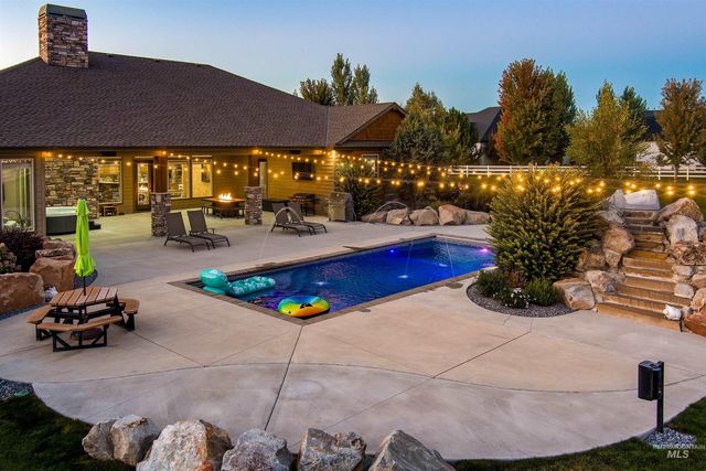 4563 W Cornerstone Lane, Eagle, ID 83616