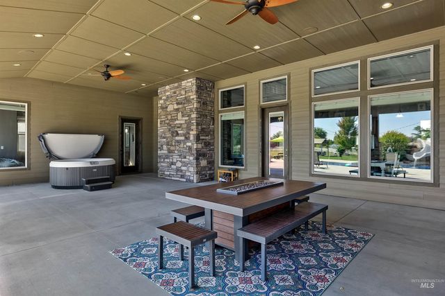 4563 W Cornerstone Lane, Eagle, ID 83616