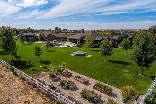 4563 W Cornerstone Lane, Eagle, ID 83616