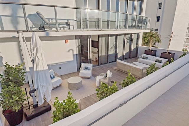 1116 N Ocean Boulevard 301, Pompano Beach, FL 33062