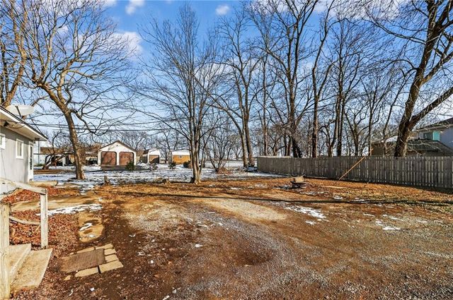 501 Maier Drive, Belton, MO 64012