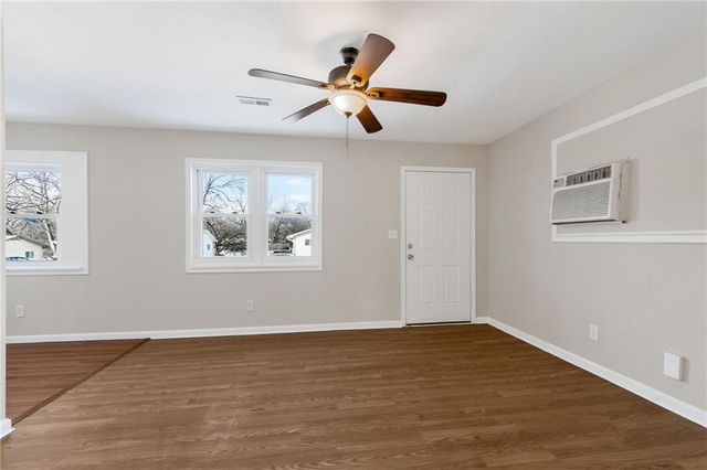 501 Maier Drive, Belton, MO 64012