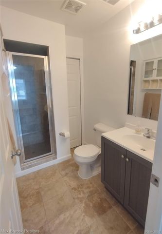 43347 Cape Drive, Sterling Heights, MI 48313