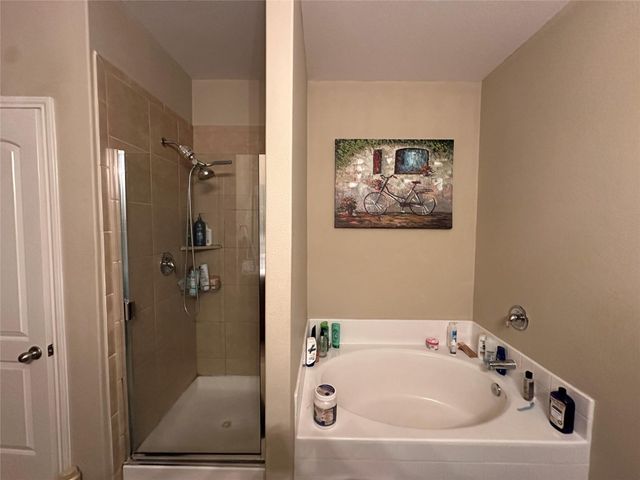 419 Turquoise Trade Drive, La Marque, TX 77568