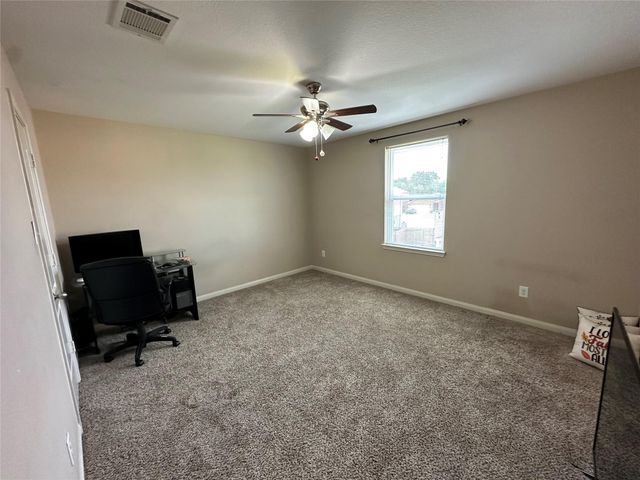 419 Turquoise Trade Drive, La Marque, TX 77568