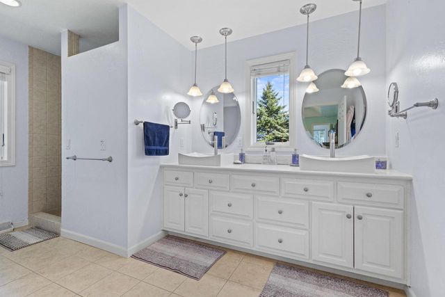 8045 SAQUARO COURT, Neenah, WI 54956