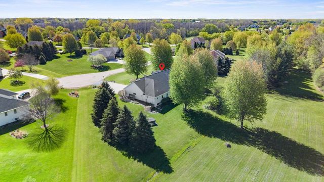 8045 SAQUARO COURT, Neenah, WI 54956