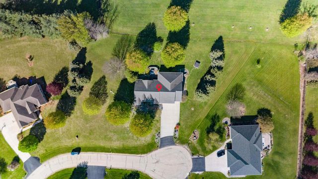 8045 SAQUARO COURT, Neenah, WI 54956