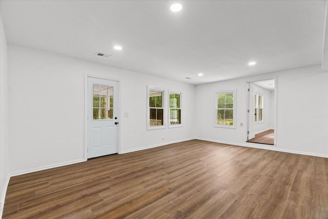 1320 Coker Drive, Dalton, GA 30721