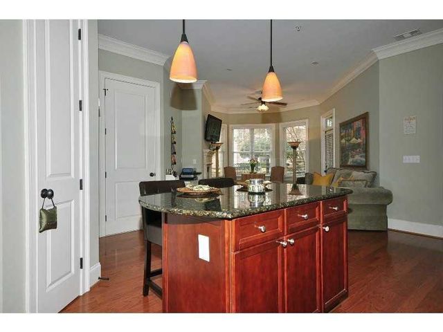 3635 E Paces Circle 1107, Atlanta, GA 30326