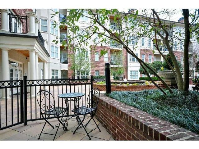 3635 E Paces Circle 1107, Atlanta, GA 30326