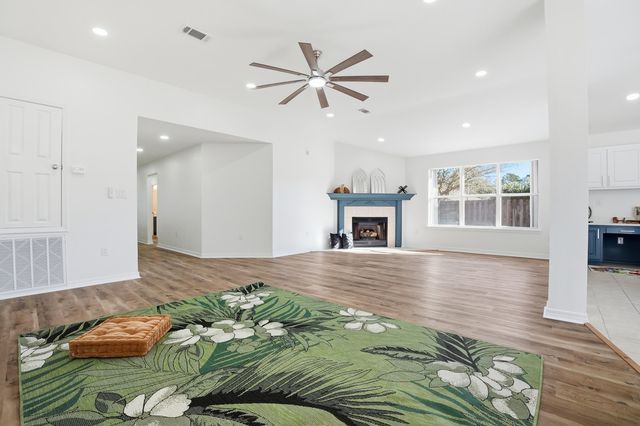 1626 Fenwick Avenue, Fort Walton Beach, FL 32547