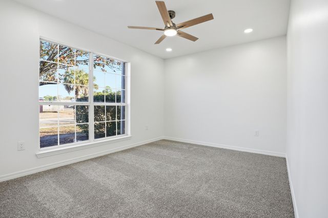 1626 Fenwick Avenue, Fort Walton Beach, FL 32547