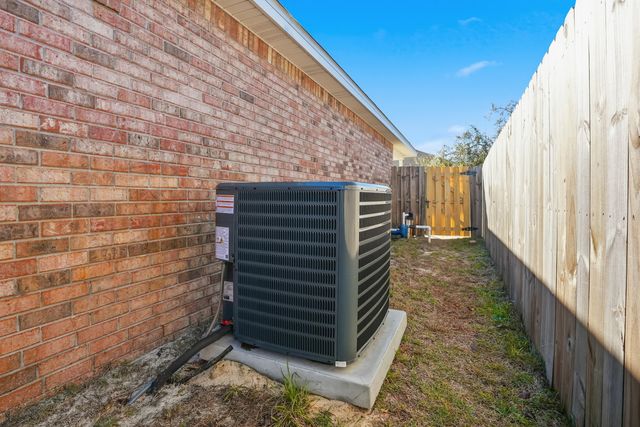 1626 Fenwick Avenue, Fort Walton Beach, FL 32547