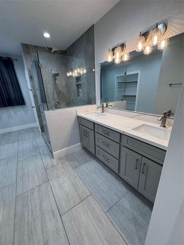 939 Knape RD, La Grange, TX 78945