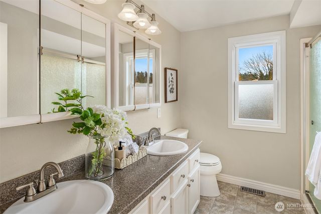 13265 SE 55th Place, Bellevue, WA 98006