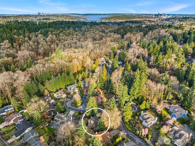 13265 SE 55th Place, Bellevue, WA 98006