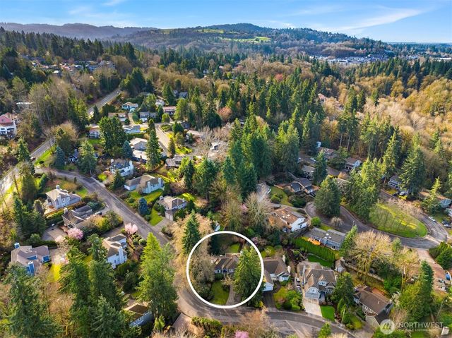 13265 SE 55th Place, Bellevue, WA 98006