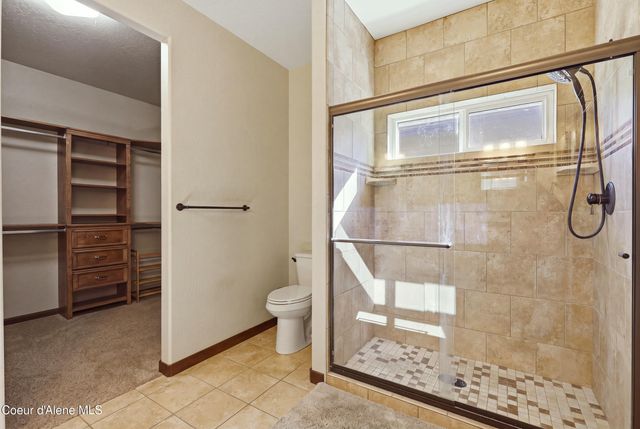 11763 N Rocking R RD, Hayden, ID 83835