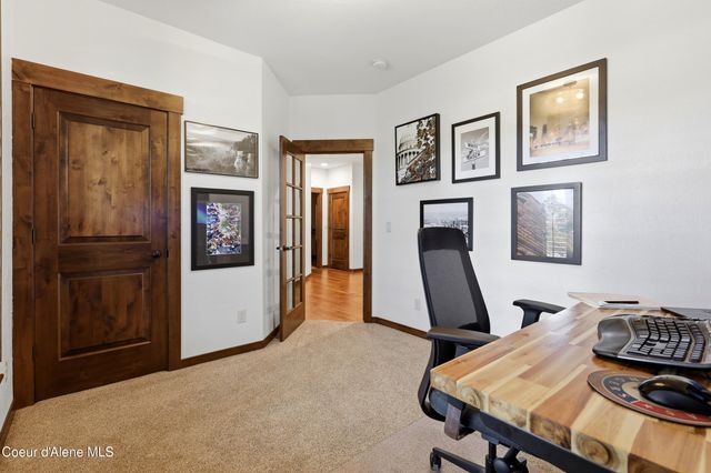 11763 N Rocking R RD, Hayden, ID 83835