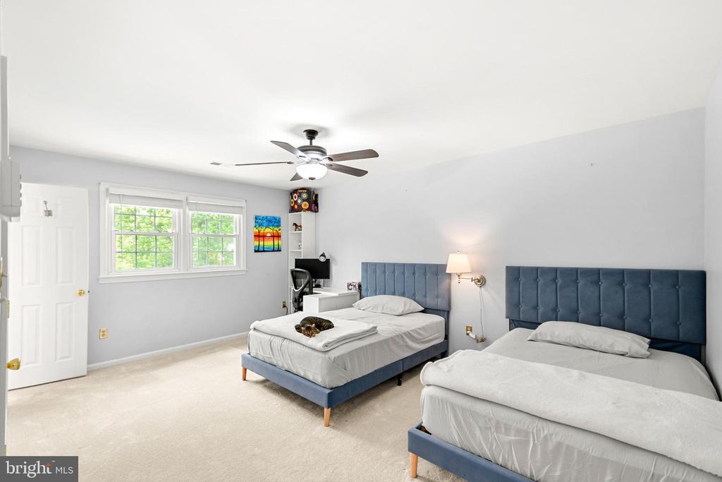 Image 44 of property listing at 24604 CUTSAIL DR, Damascus, MD 20872