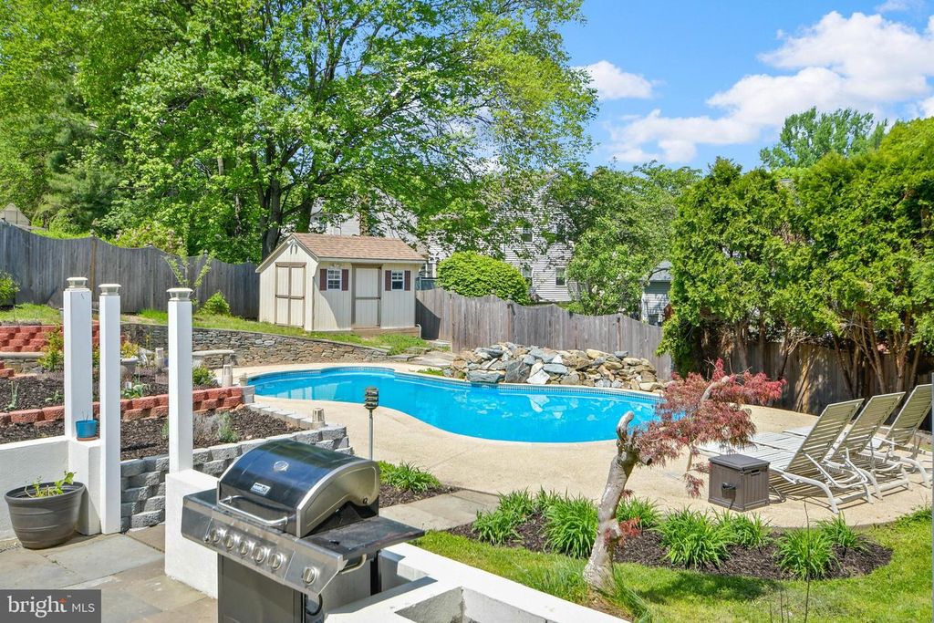 Image 51 of property listing at 24604 CUTSAIL DR, Damascus, MD 20872