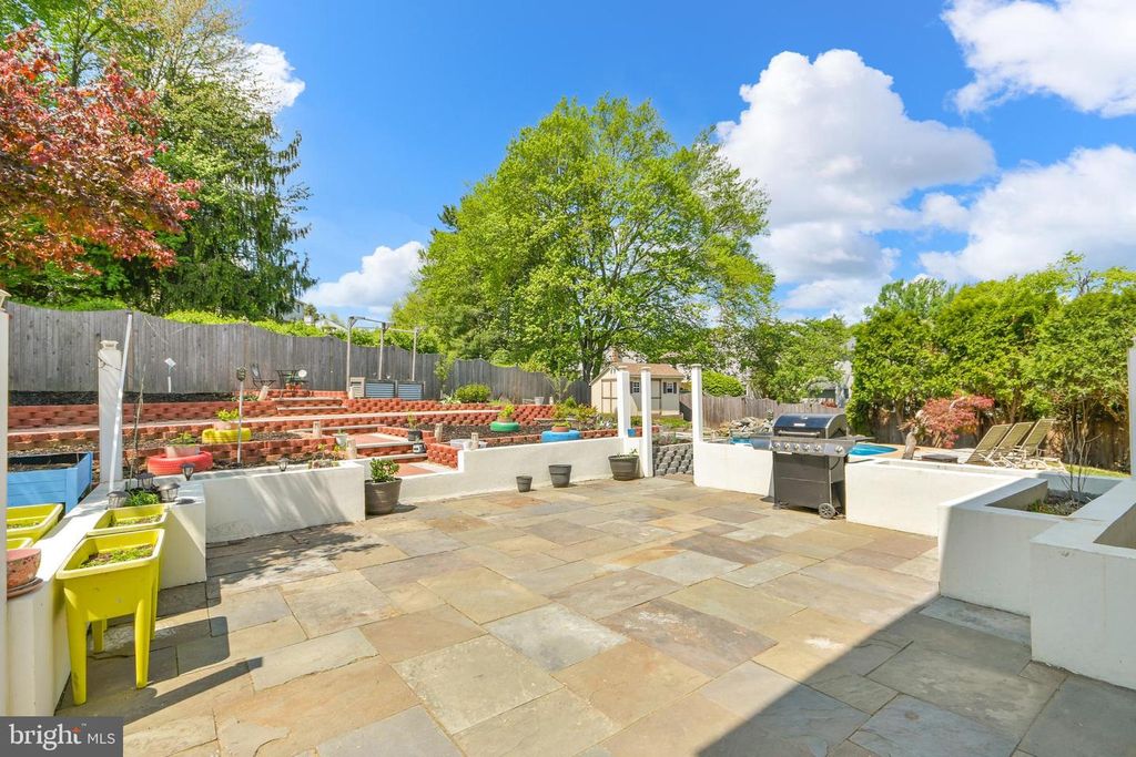 Image 52 of property listing at 24604 CUTSAIL DR, Damascus, MD 20872