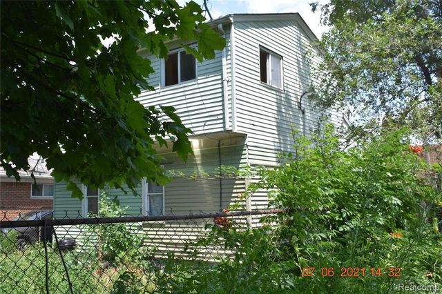 13521 Wyoming Street, Detroit, MI 48238