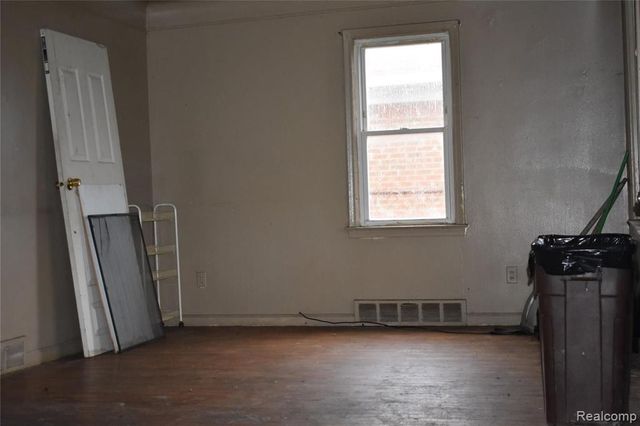 13521 Wyoming Street, Detroit, MI 48238