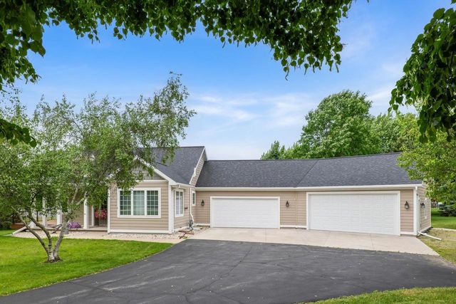 N6015 Killdeer Lane, Green Lake, WI 54941