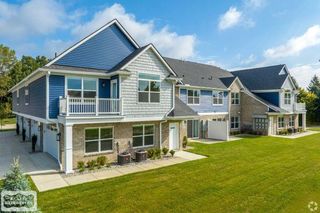 32956 Antrim Drive, Chesterfield Twp, MI 48047