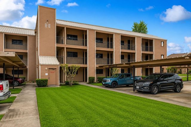 15575 Marina Drive 316C, Conroe, TX 77356