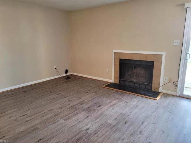 305 Seeman CT, Virginia Beach, VA 23452