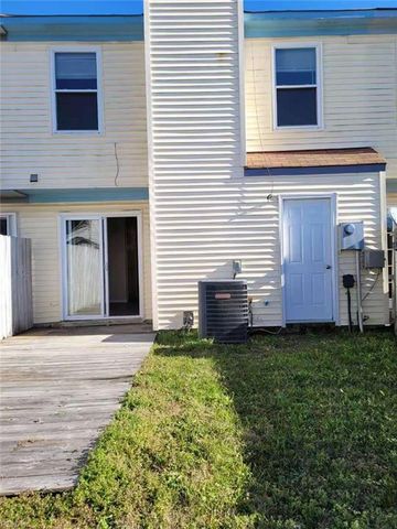 305 Seeman CT, Virginia Beach, VA 23452