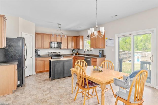3624 Lavender LN, Toano, VA 23168